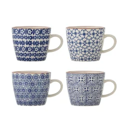 Bloomingville Karine Becher Set aus Steingut, Blau – 4er-Set im Hygge-Stil