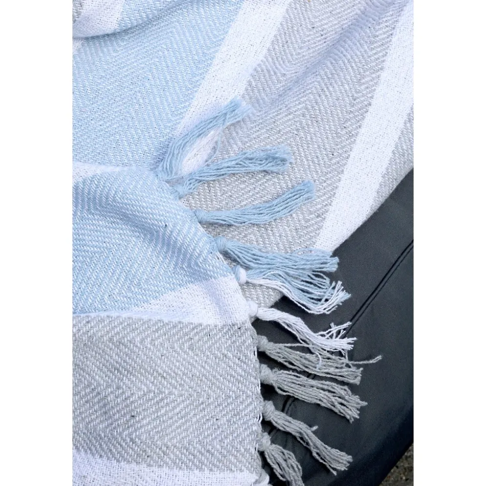 Chic Antique Aix Plaid aus Garnüberschuss