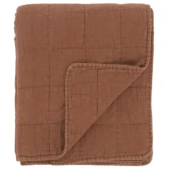 Chic Antique Aix Vintage Quilt