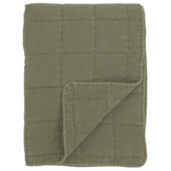 Chic Antique Aix Vintage Quilt