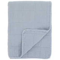 Chic Antique Aix Vintage Quilt