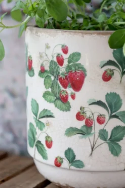 Chic Antique Fraises Übertopf – Keramik-Pflanztopf mit Erdbeer-Dekor