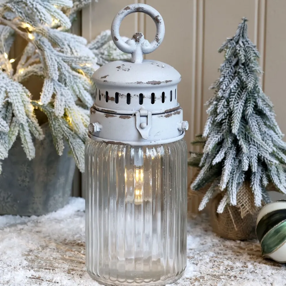 Chic Antique Französische Stalllaterne inkl. Birne & Timer weiß