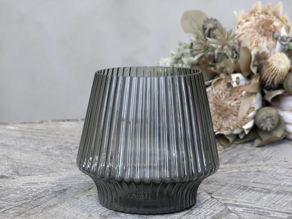 Chic Antique Glasvase mit Rillen