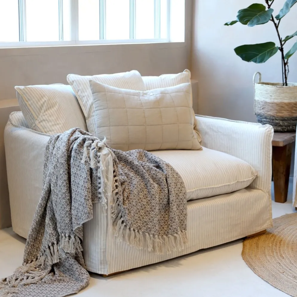Chic Antique Malo Sessel – Französischer Landhausstil mit 3 Kissen