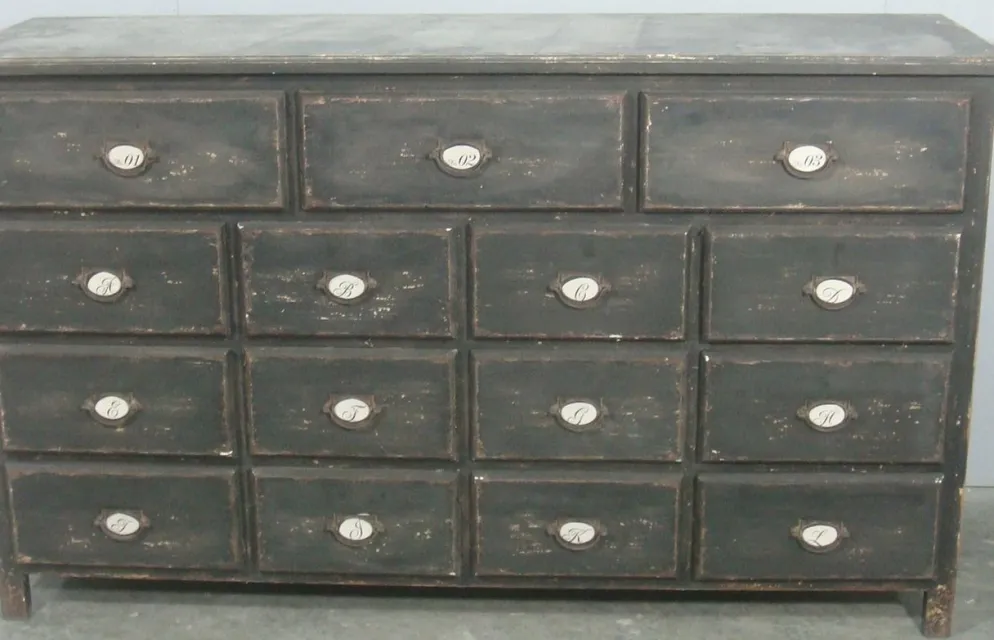 Chic Antique Tante-Emma Ladentisch
