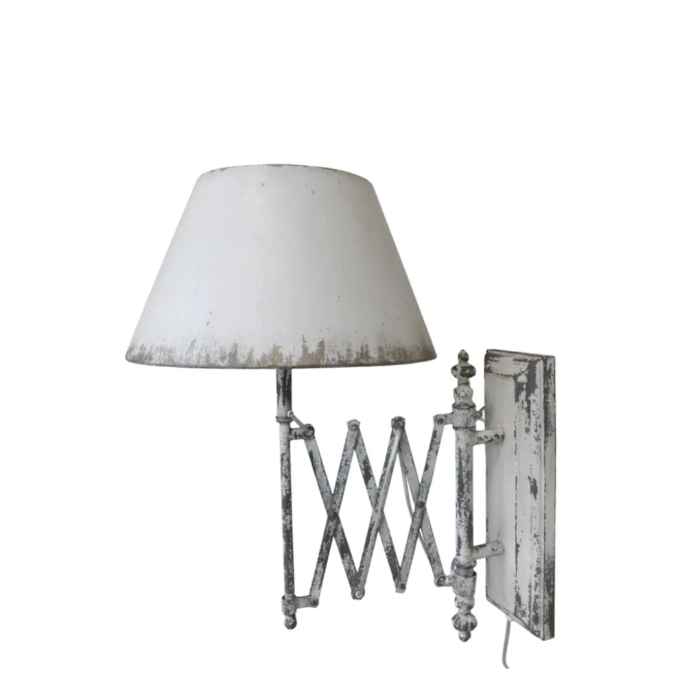 Chic Antique Wandlampe mit Ziehharmonika Halterung