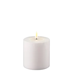 Deluxe Homeart LED Real Flame Outdoor Stumpenkerze weiß