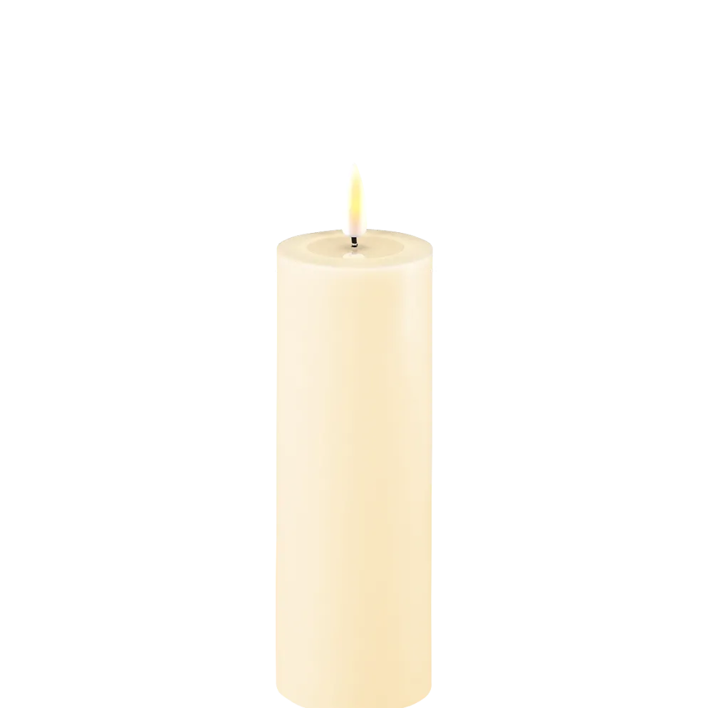 Deluxe Homeart LED Stumpenkerze Real Flame creme