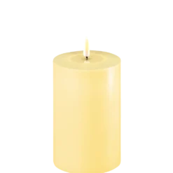 Deluxe Homeart LED Stumpenkerze Real Flame hellgelb