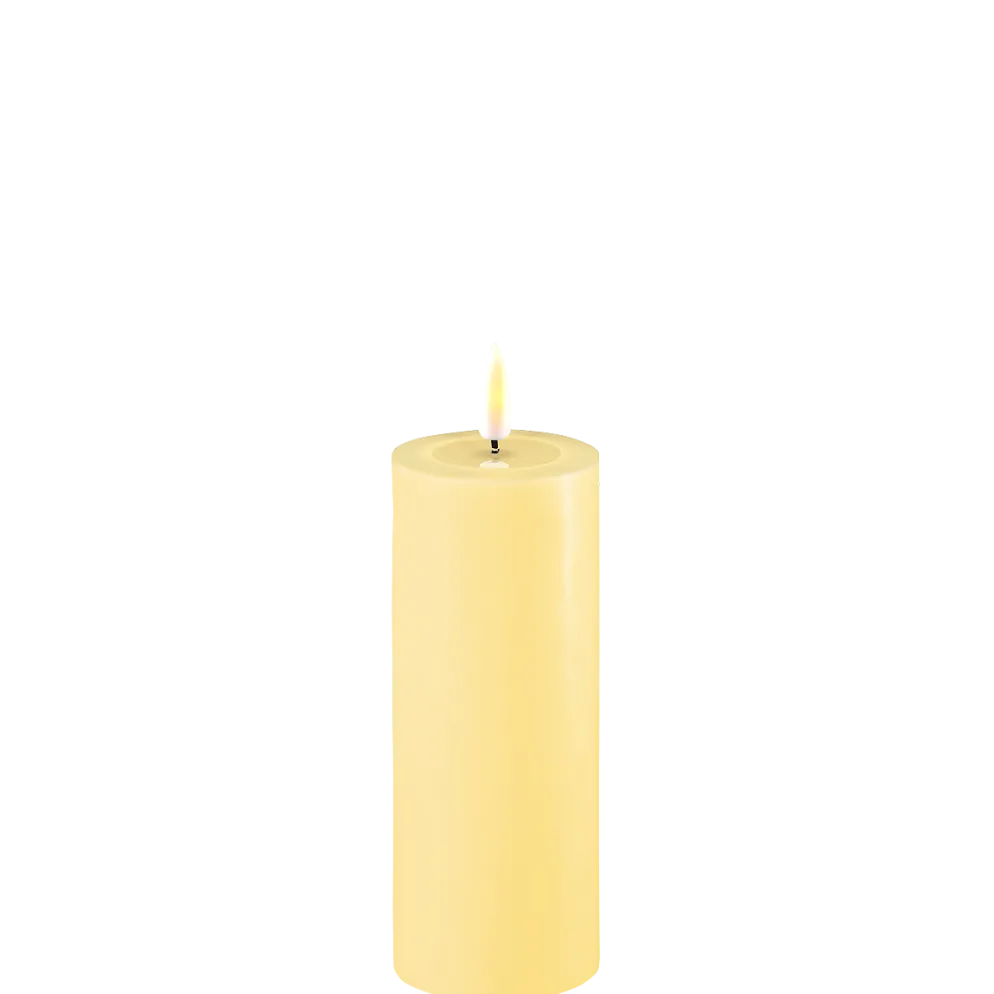 Deluxe Homeart LED Stumpenkerze Real Flame hellgelb
