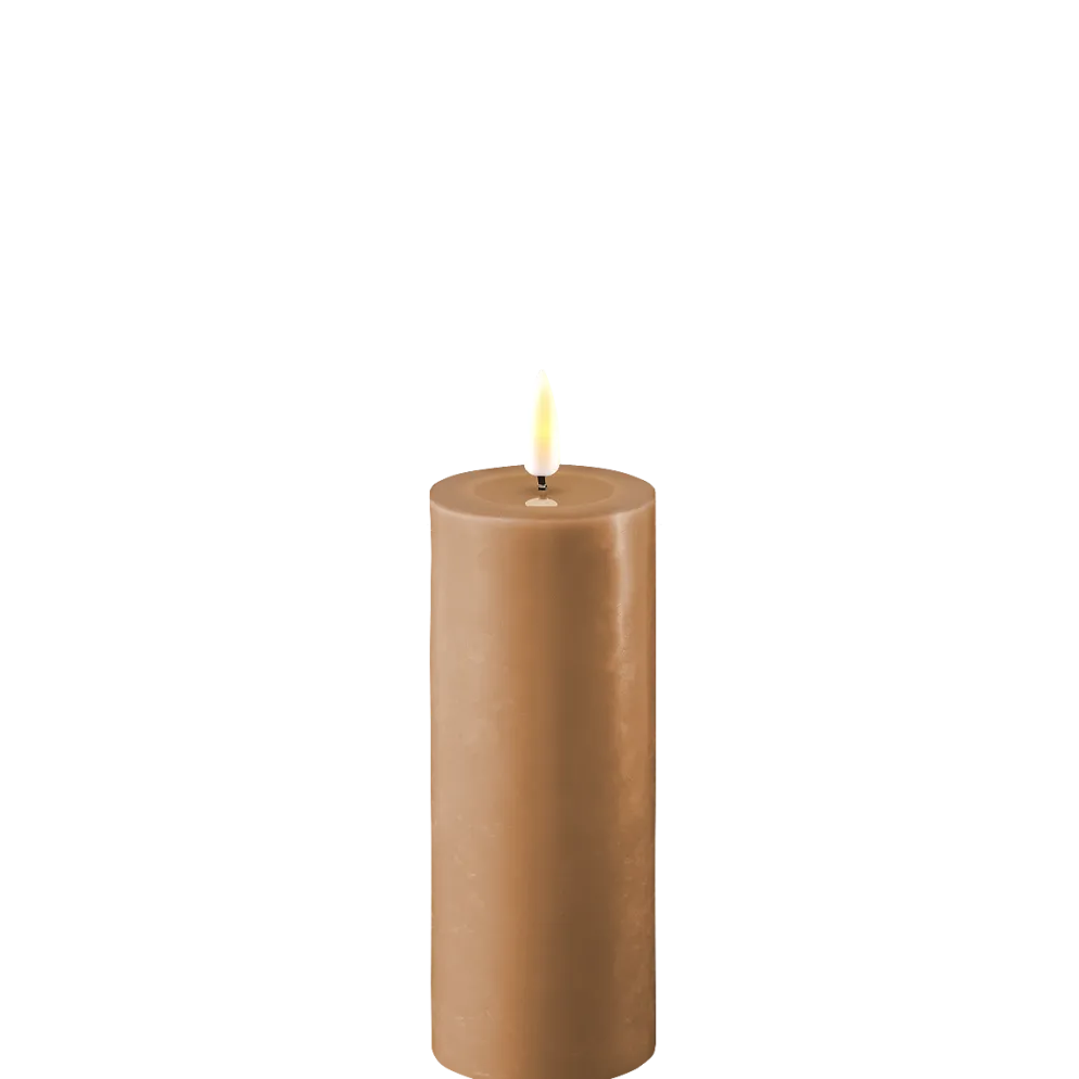 Deluxe Homeart LED Stumpenkerze Real Flame karamell