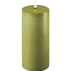 Deluxe Homeart LED Stumpenkerze Real Flame olive
