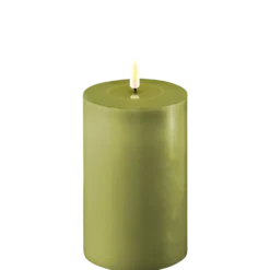 Deluxe Homeart LED Stumpenkerze Real Flame olive