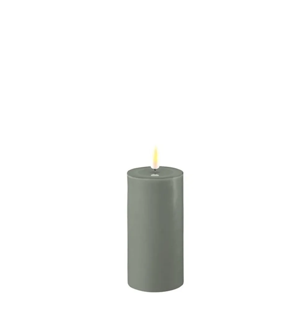 Deluxe Homeart LED Stumpenkerze Real Flame salbei green