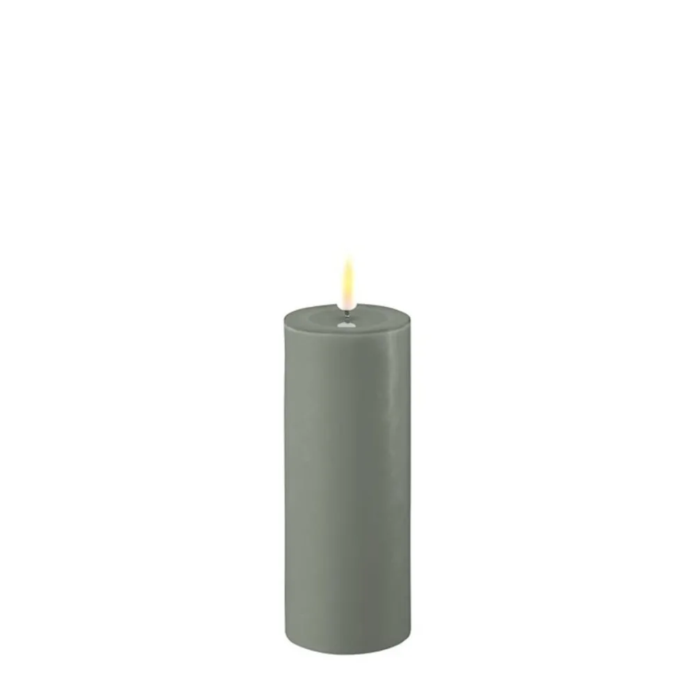 Deluxe Homeart LED Stumpenkerze Real Flame salbei green
