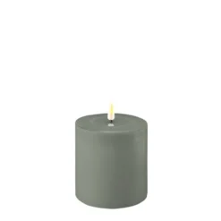 Deluxe Homeart LED Stumpenkerze Real Flame salbei green