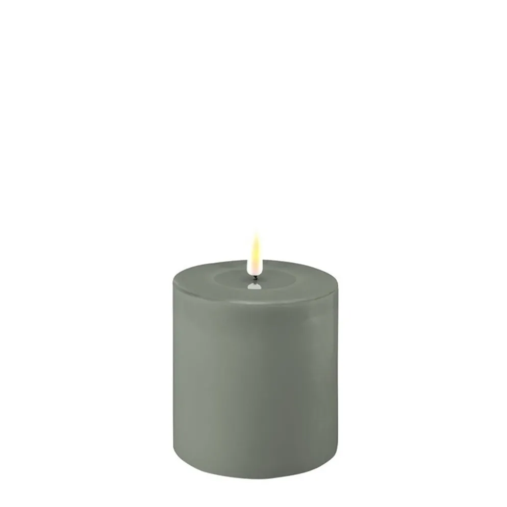Deluxe Homeart LED Stumpenkerze Real Flame salbei green