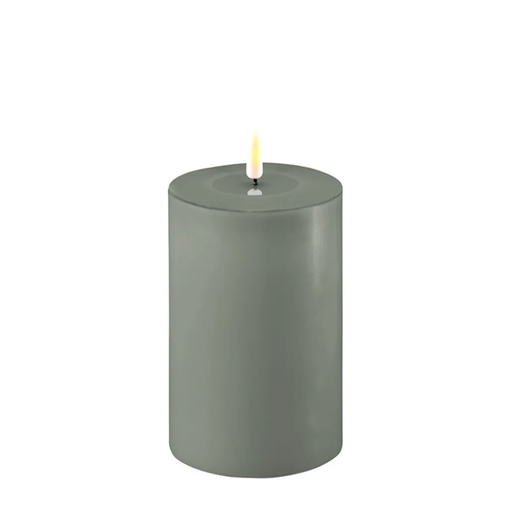 Deluxe Homeart LED Stumpenkerze Real Flame salbei green