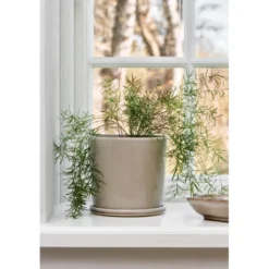 IB Laursen Blumentopf Saga mit Untersetzer
