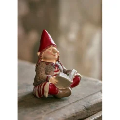 IB Laursen Ribenisserne Wichtel-Figur Signe mit Weihnachtsbuch