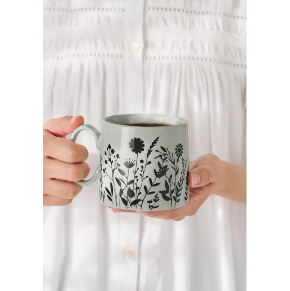 IB Laursen Tasse mit Henkel mit Blumensilhouetten